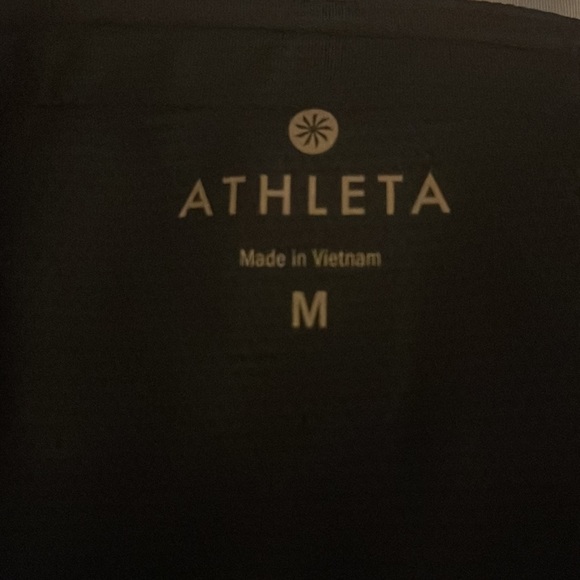 Athleta overlay skort with grippers - Picture 4 of 6